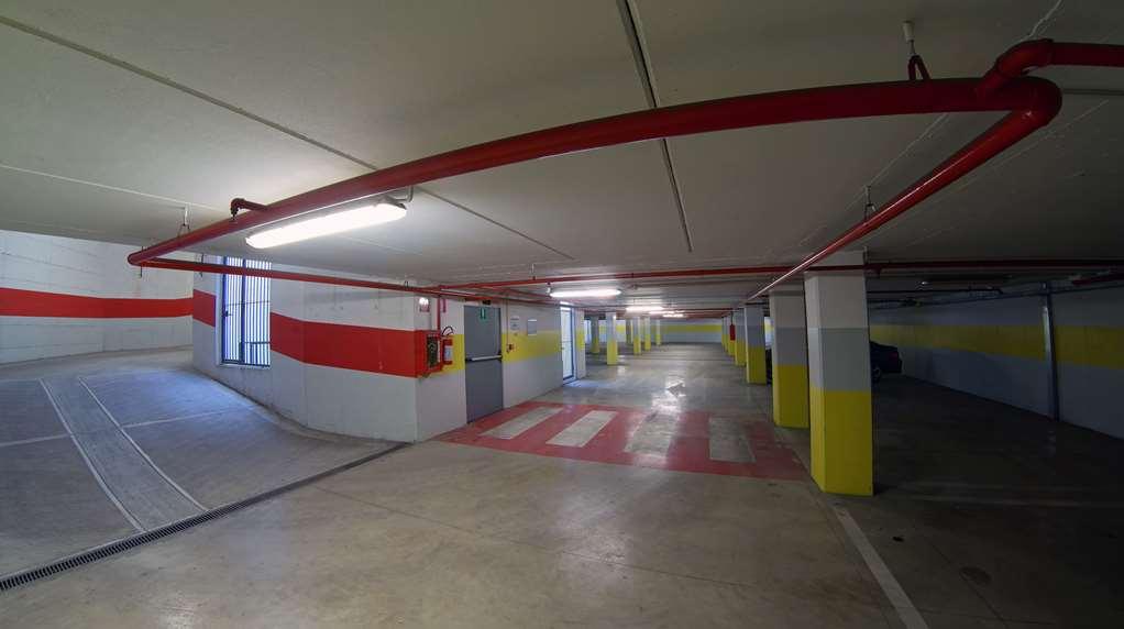 קולוניו מונצזה Hotel Sporting Cologno מתקנים תמונה