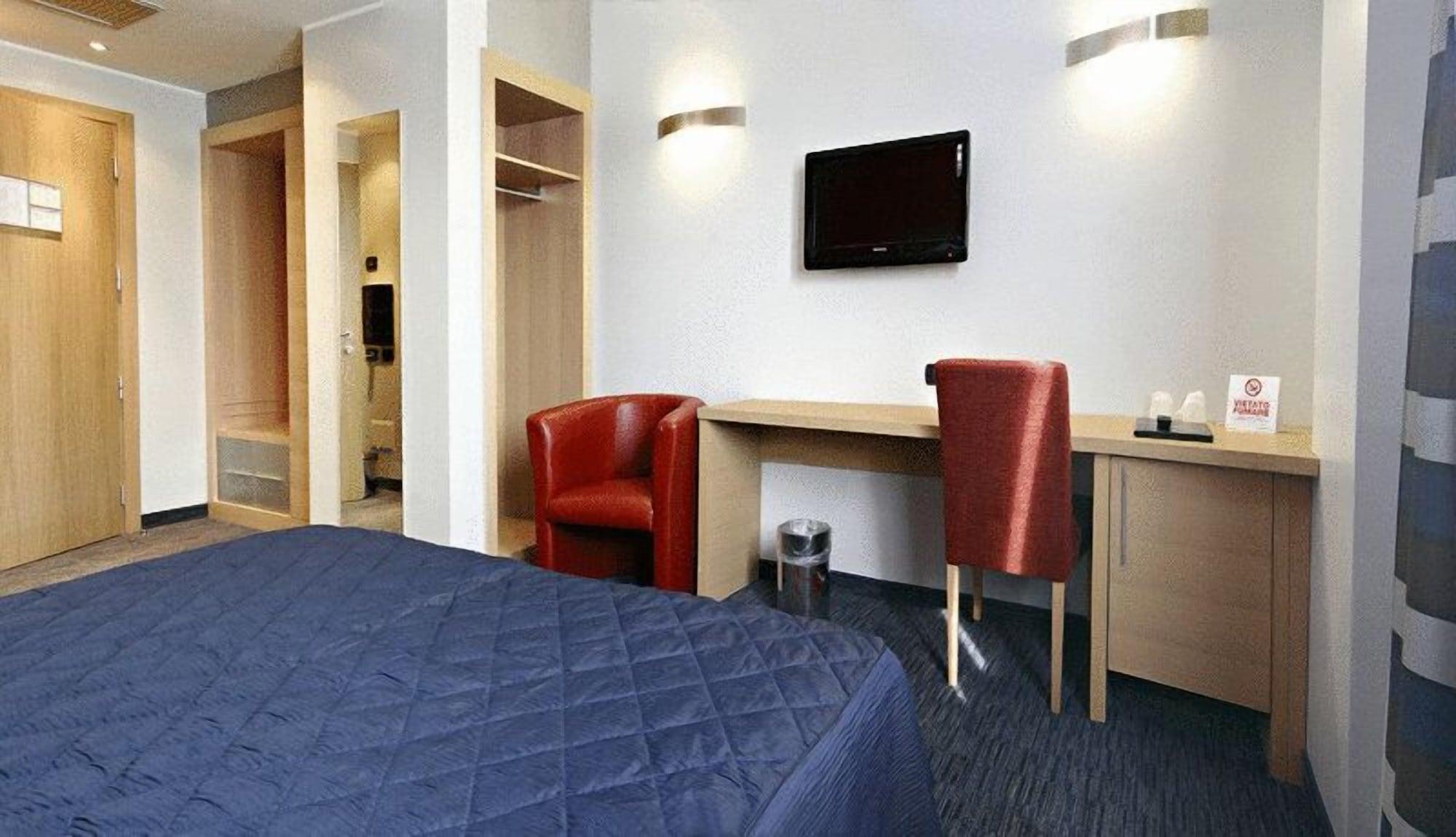 קולוניו מונצזה Hotel Sporting Cologno מראה חיצוני תמונה
