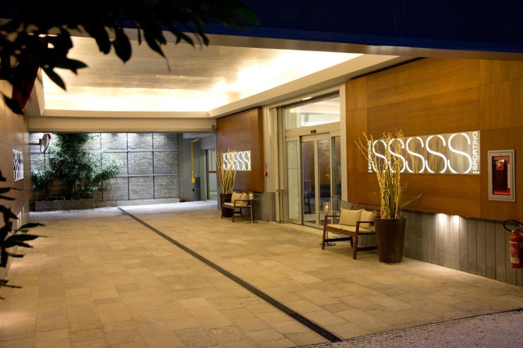 קולוניו מונצזה Hotel Sporting Cologno מראה חיצוני תמונה